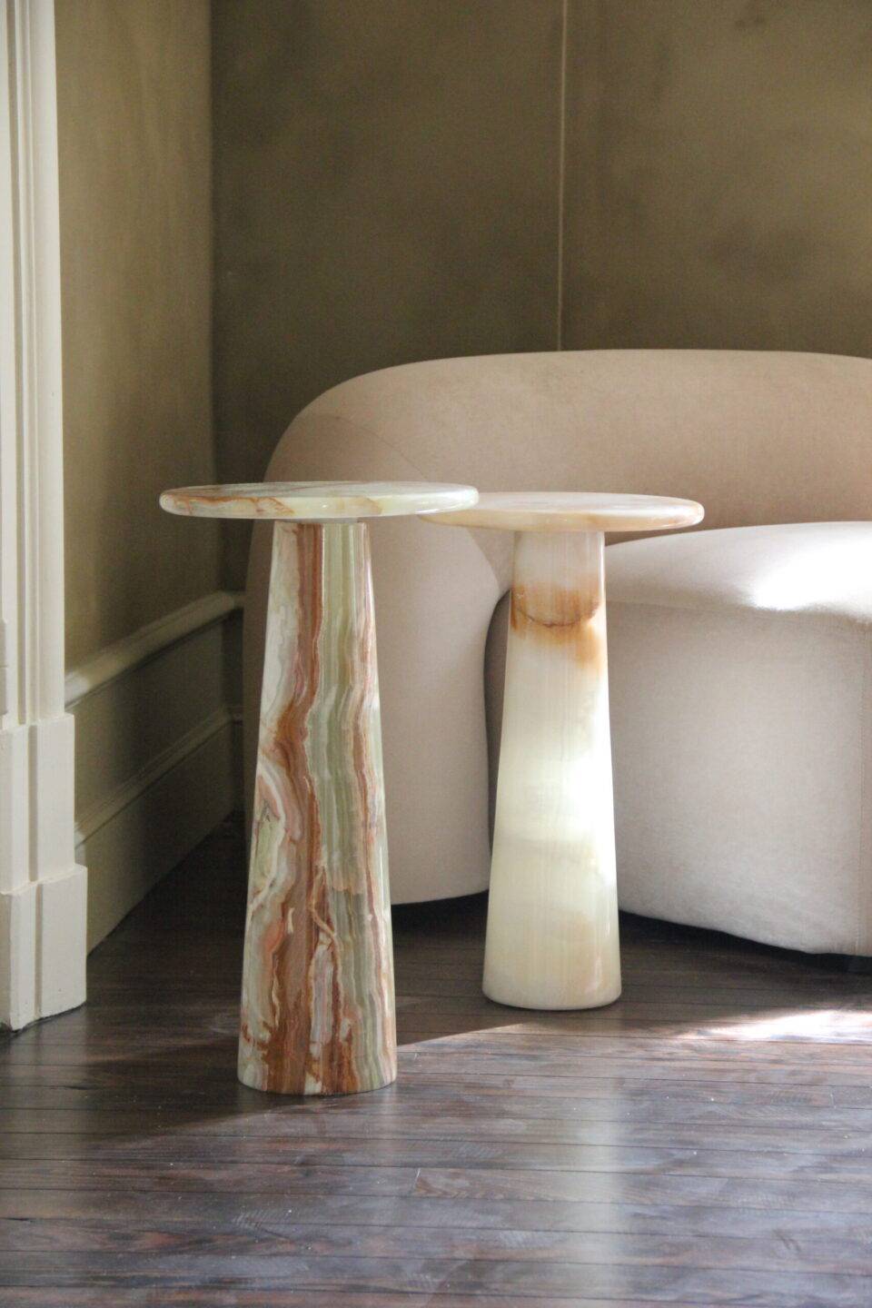 Table d’appoint/guéridon Mukês – Pièce iconique, onyx vert – Image 2