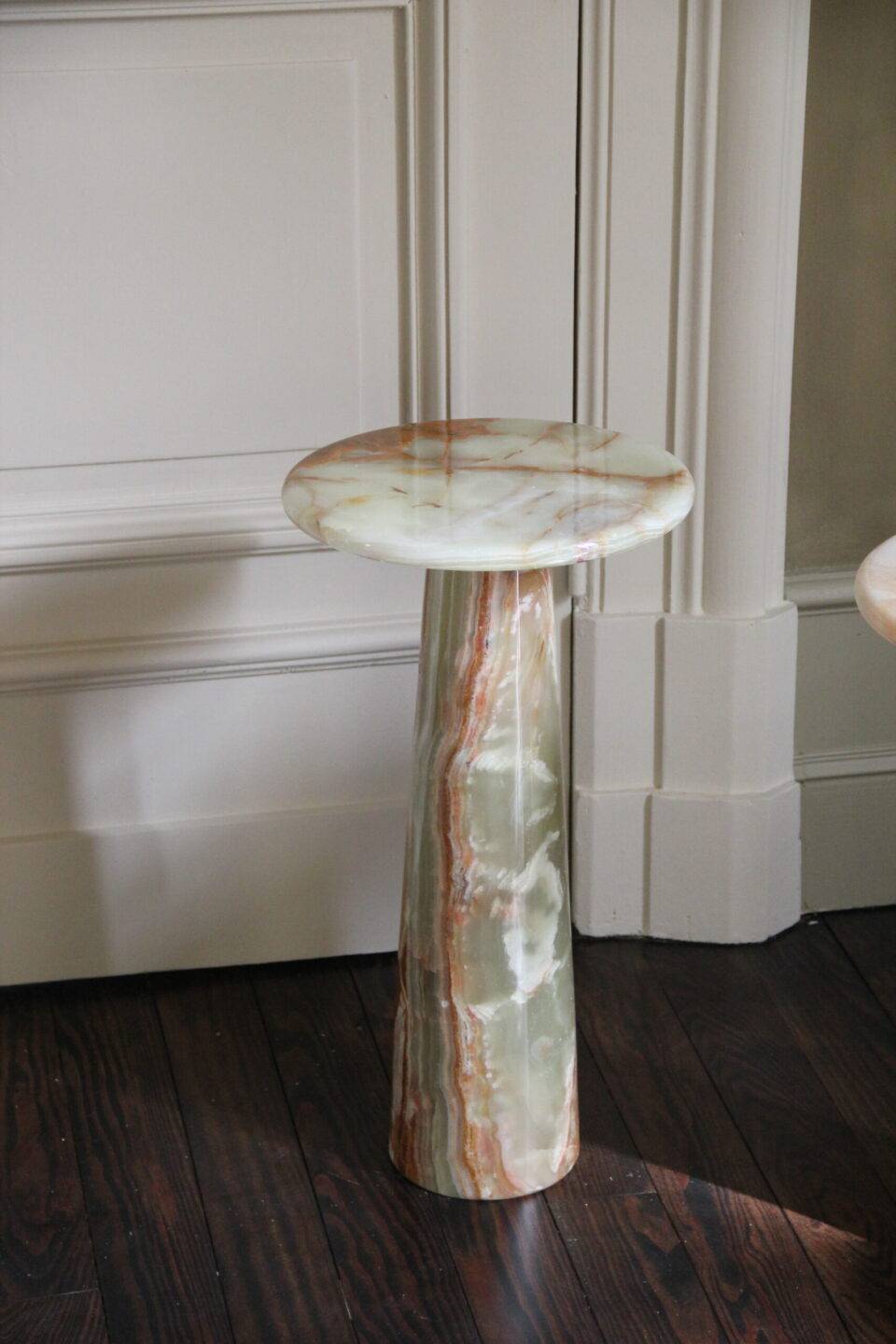 Table d’appoint/guéridon Mukês – Pièce iconique, onyx vert