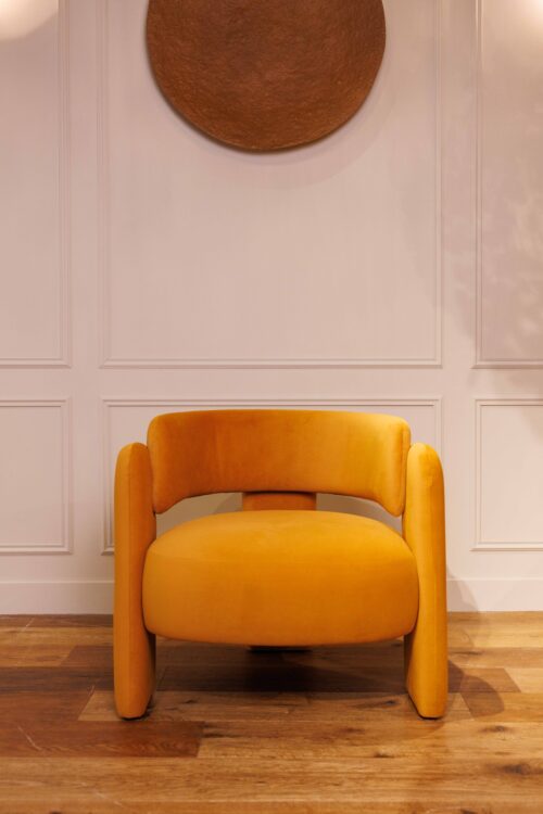 Fauteuil Digo | Fauteuil en velours décliné en rouille, vert ou ocre – Image 2