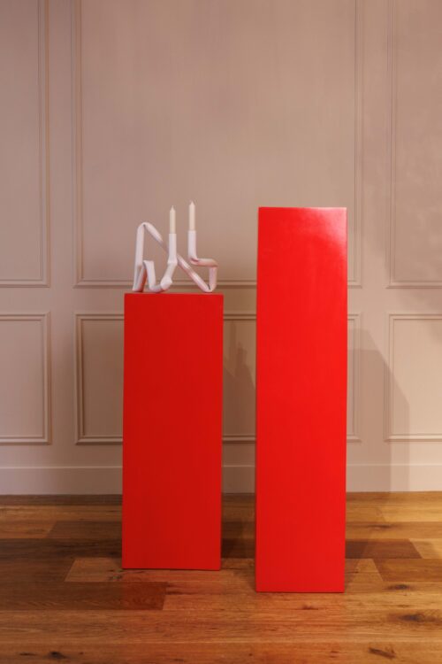 Stèle bois laquage rouge | S – Image 2